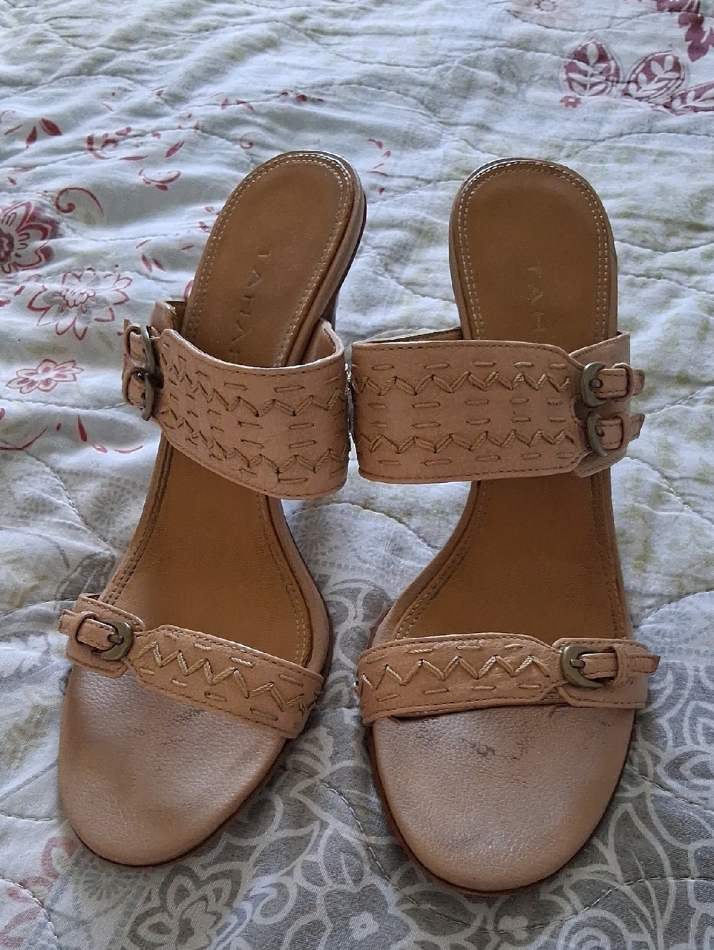Tahari Nude/Tan Leather Double Strap Slide Mules